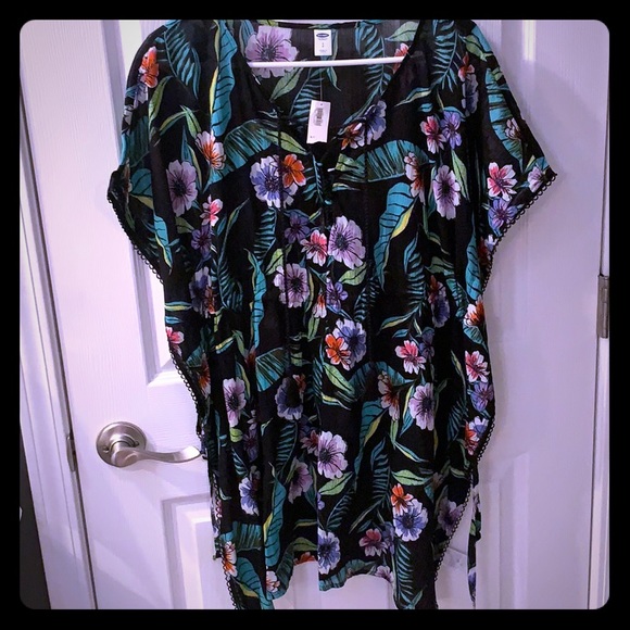 Old Navy Other - NWT Old Navy Beach Cover Up Size Small New S